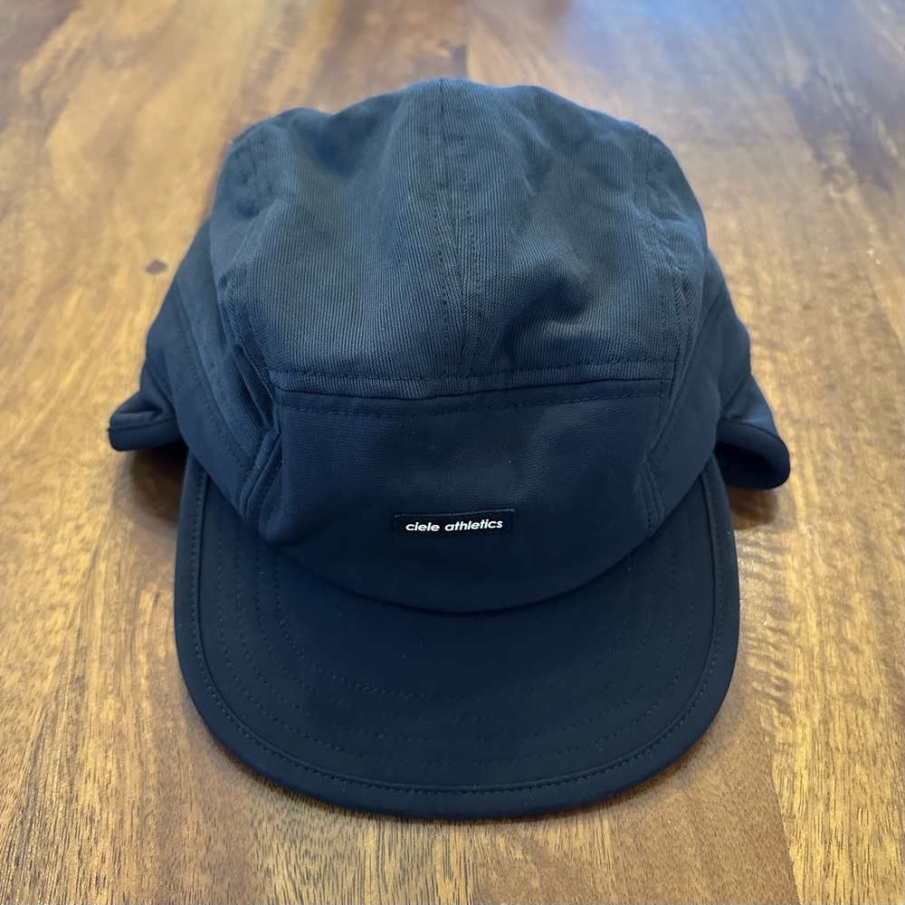 Ciele GOCap FLTCWI - Black - S/M - Like new!